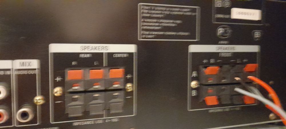 Amplituner și cd player Sony