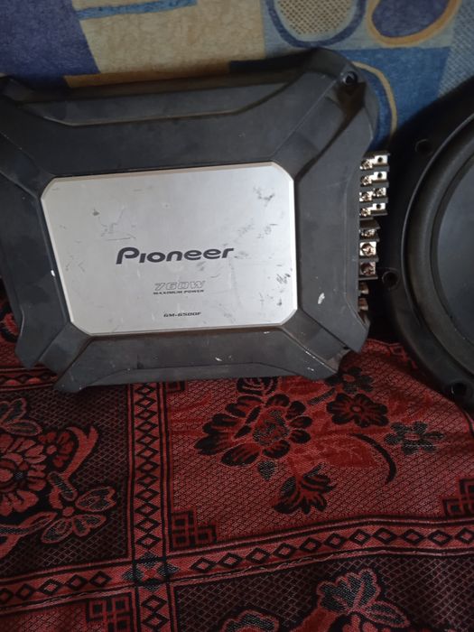 Усилок и колонка