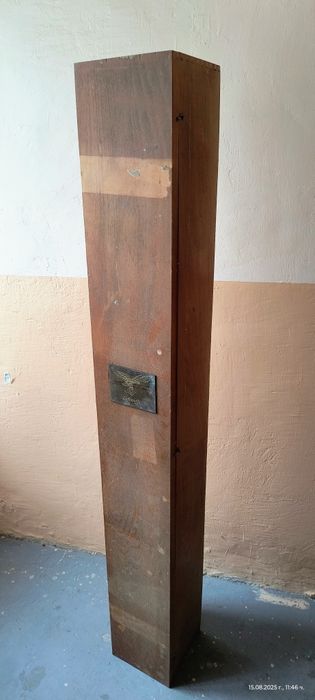 Стар голям дървен военен сандък от втората световна война