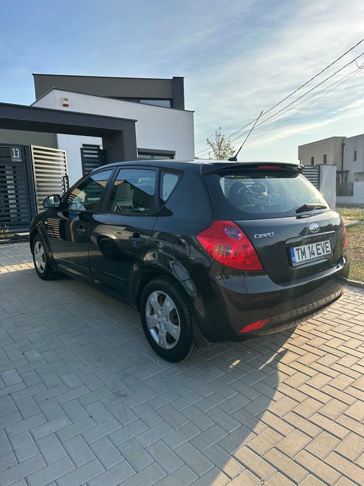 Vand Kia Ceed, 2007, 190.000km, stare buna, 3000 euro negociabil