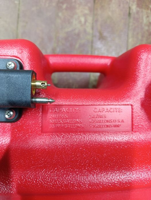 Топливный бак 24 л.