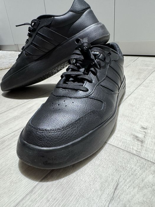 Adidas Litecourt shoes