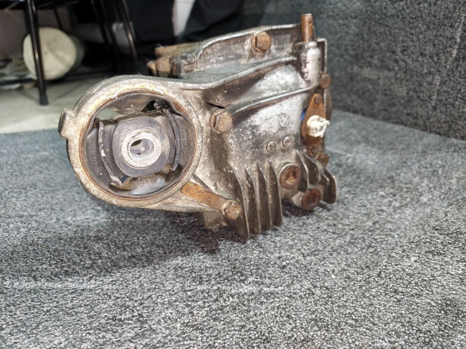 Редуктор БМВ е36 Bmw e36 168тип пара 3.38
