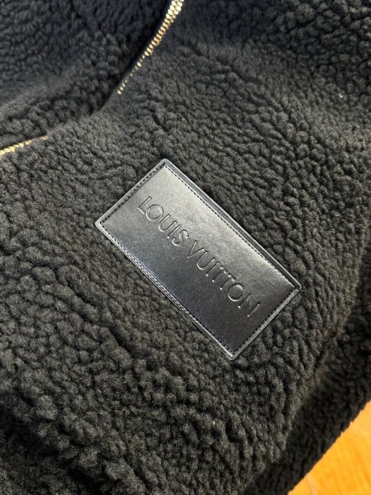 Geaca Louis Vuitton cu blana Premium