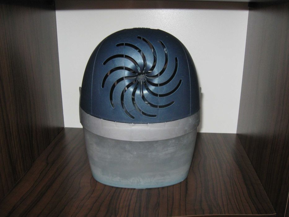 Влагоабсорбатор Ceresit