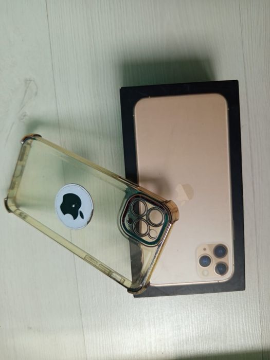 Продам Айфон Iphone 11 pro max