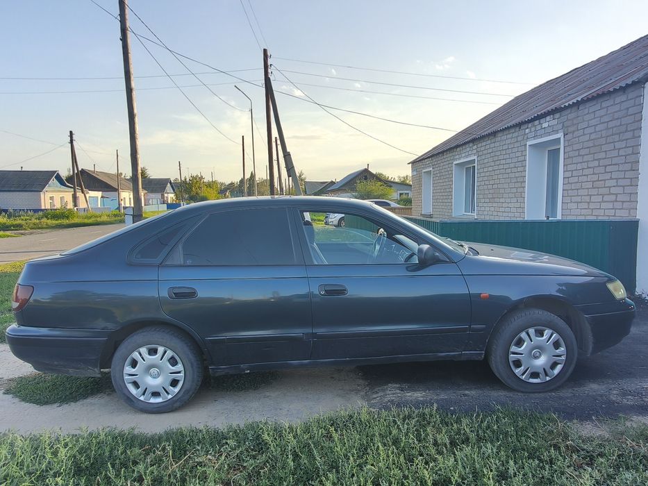 Продам Toyota Carina E
