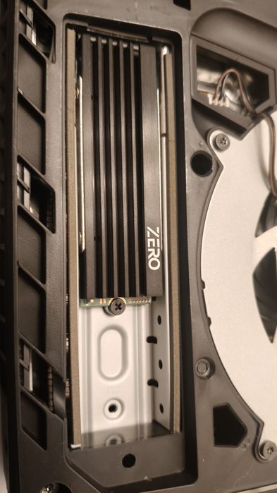 SSD M2 Crucial P310 1tb, 96% life, gen4 7300 / 6200mhz, optional radiator racire !