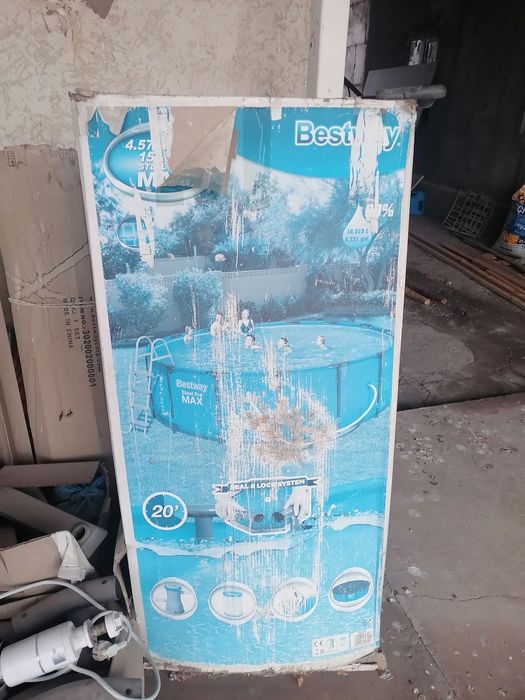 Бассейн каркасный