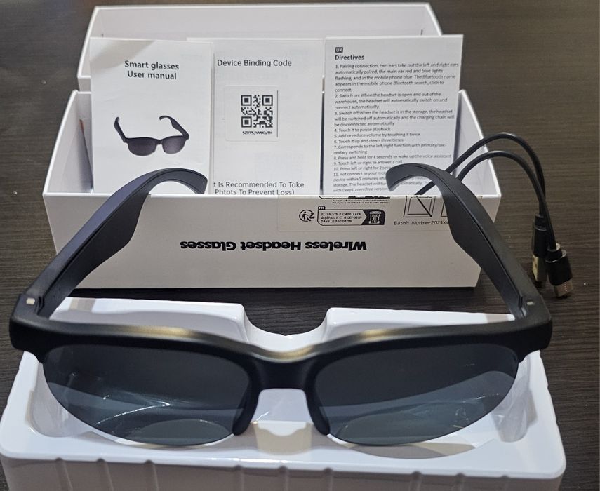 Очила с блутуут.