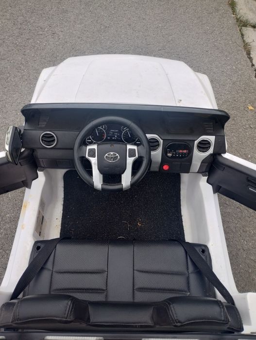 Mașinuță electrica