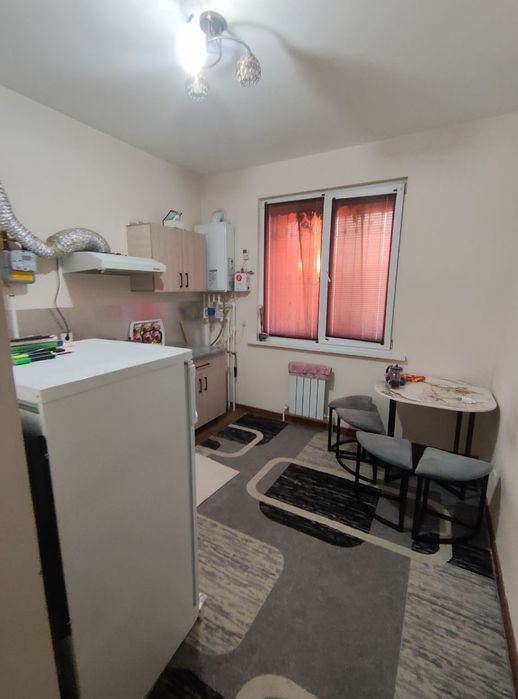 Sergile metroni birinchi bekati navastroyka 2xona 380$