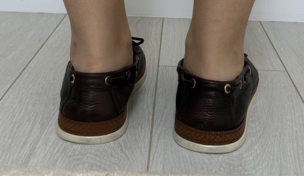 Продам мужскую обувь