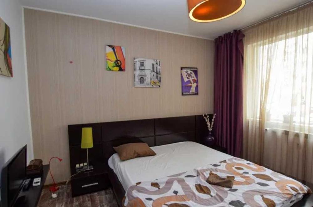 Дава се под наем Двустаен апартамент в Пловдив, Изгрев - 65 кв.м за 244.8 € - Снимка #1