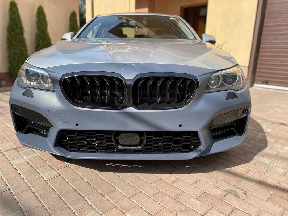 Grila Centrala Inferioara BMW Seria 5 F10 2010-2017 Modelul F90