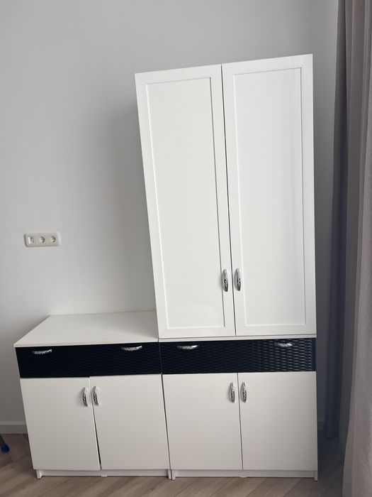 Шкафчики удобные, 3 шт