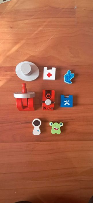 Дървен космически кораб