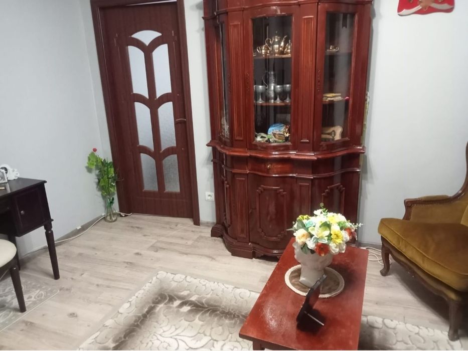 Vând apartament în apropierea Stațiunii Vârtop