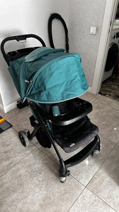 Детская коляска Joie