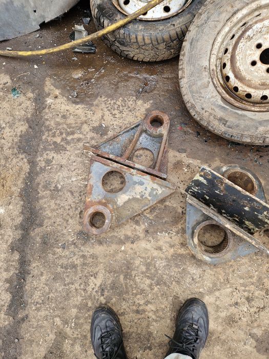 piese  remorca Schmitz