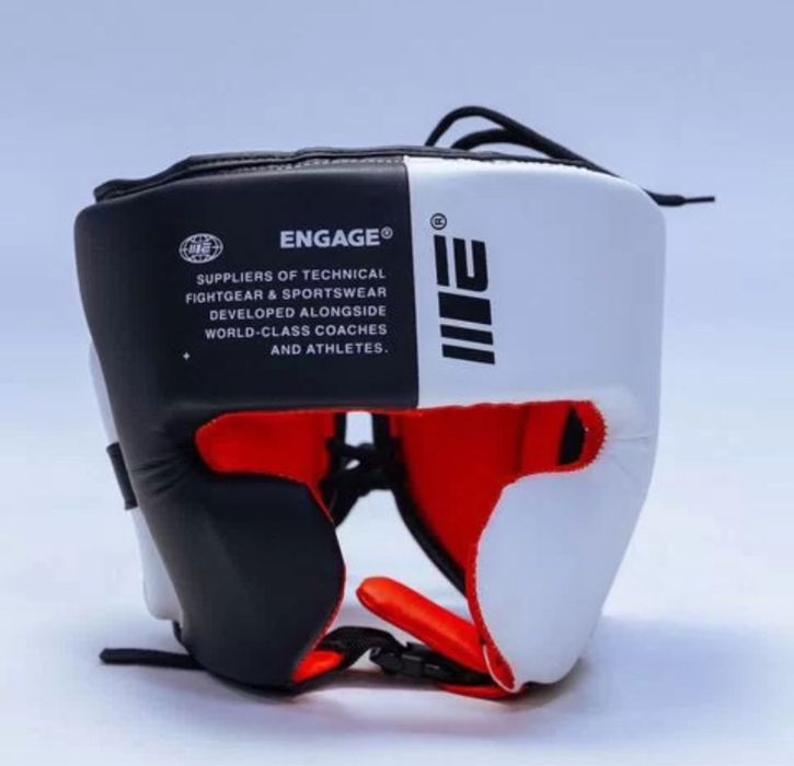 Шлем Engage Strike
