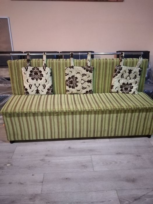 Продаётся кухонный уголок