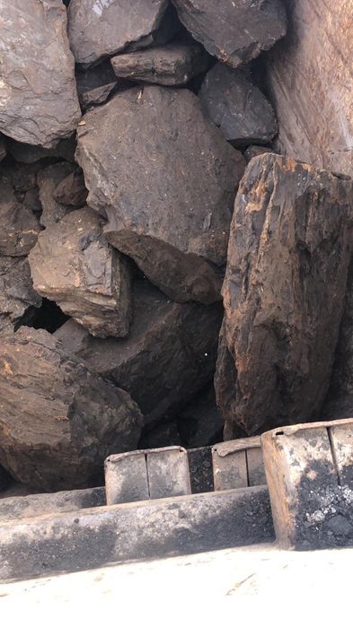 Carbuni pentru foc sortati manual lignit calitatea 1