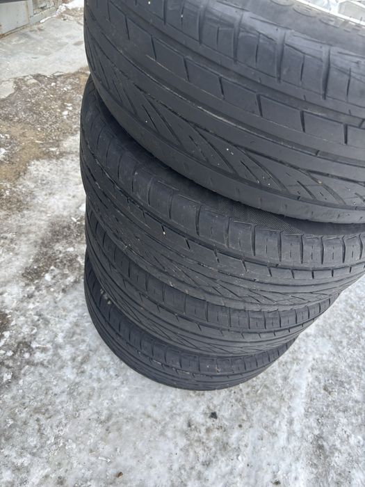 Продам комплект резины лето