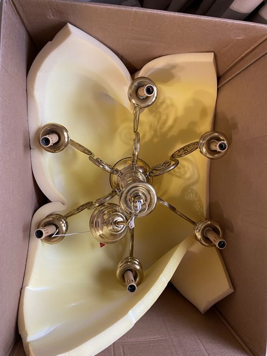 Candelabru lucrat manual