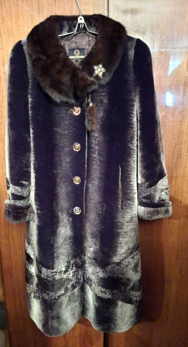 Продам новую мутоновую шубу
