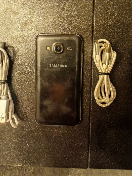 Лот телефони - Samsung , Sony Ericsson