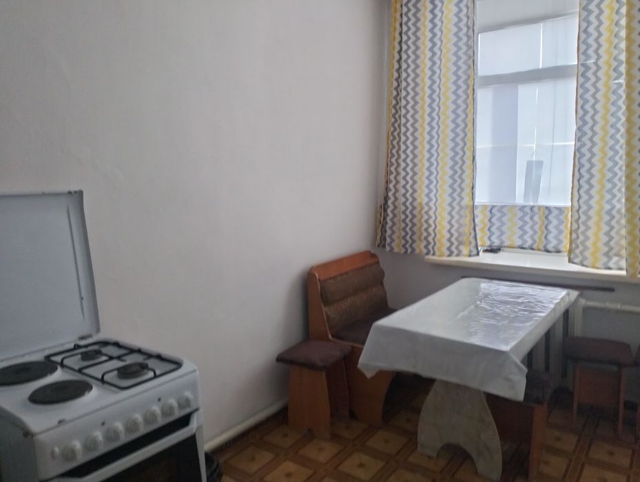 продаю квартиру .