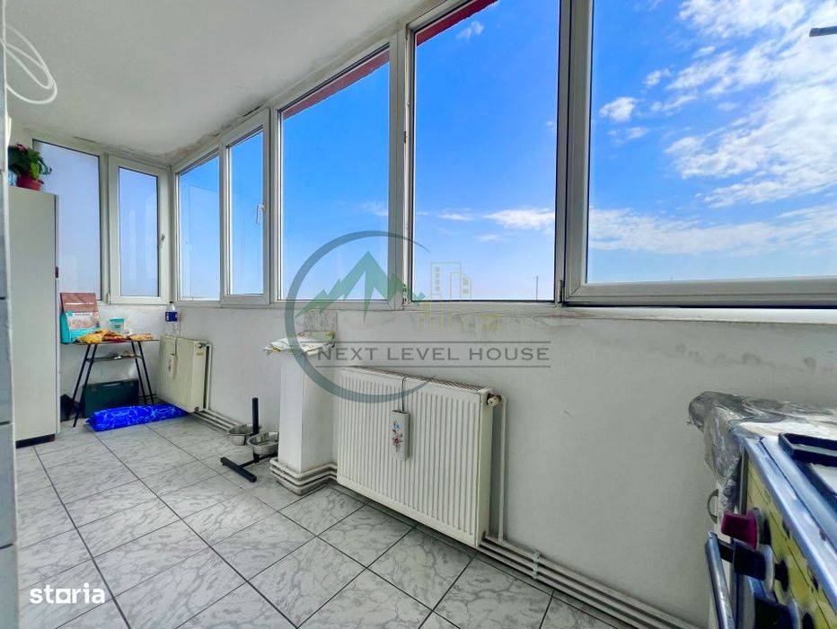Apartament 3 camere, decomandat