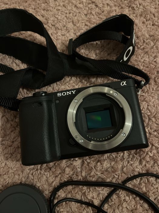 Aparat foto Mirrorless Sony A6400