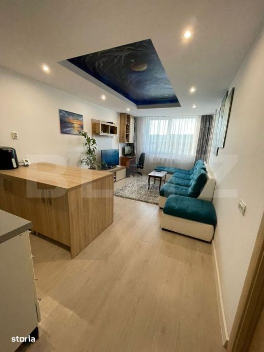 Apartament cu 3 camere, semidecomandat, mobilat si utilat, parcare, zo