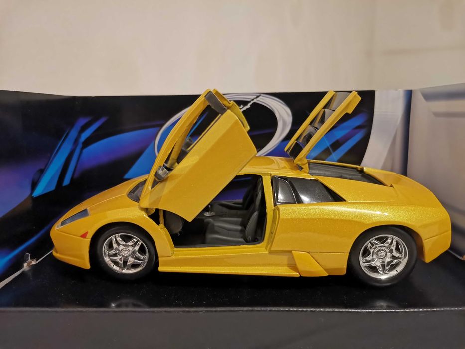 Продавам модел 1:24 Maisto Special Edition Lamborghini Murcielago