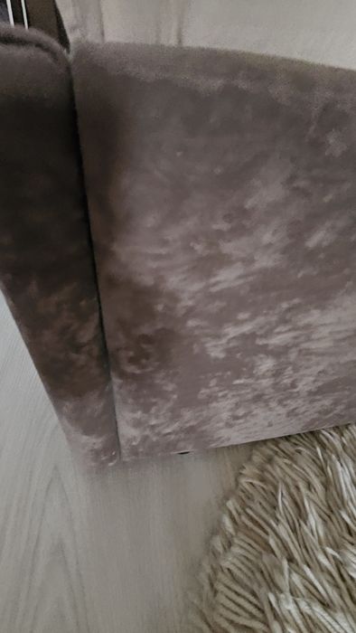 Кровать двухспальная.