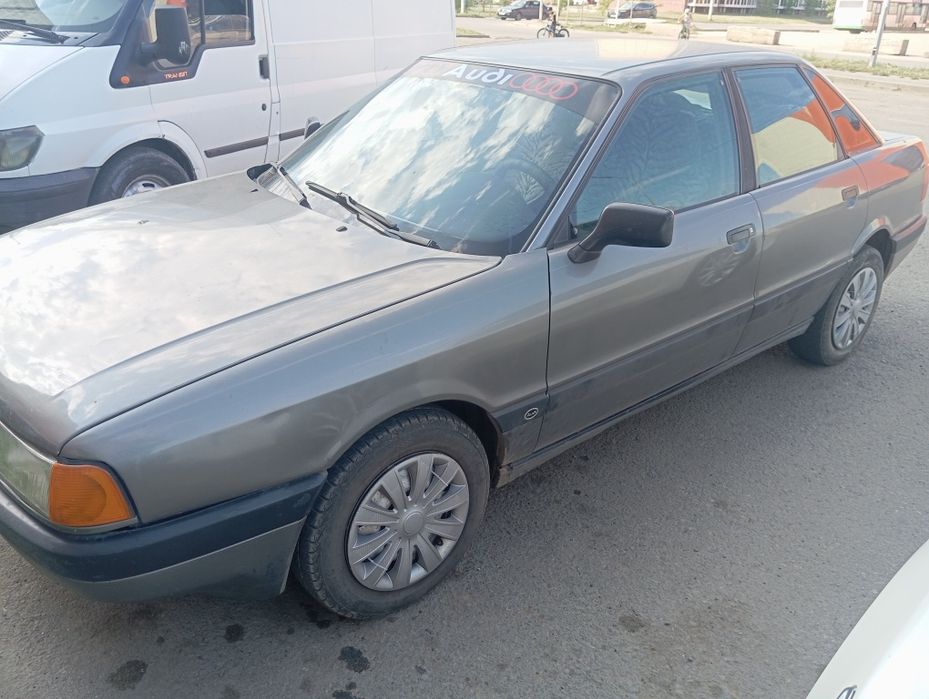 Продам Ауди 80 срочноооо