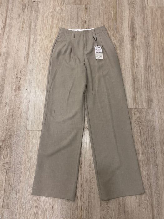 Stradivarius новые брюки размер S