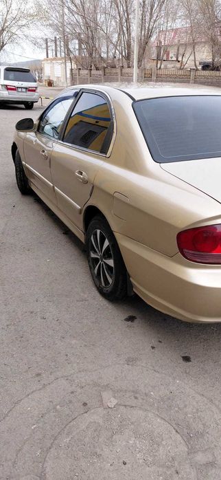 Hyundai Sonata 2003 г.