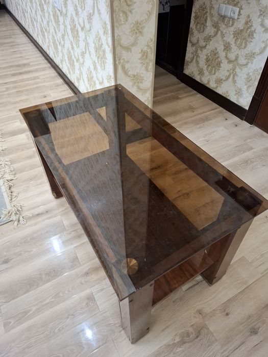 Продаётся журнальный столик