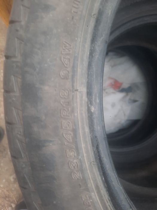 Покрышка летний 18/235/45