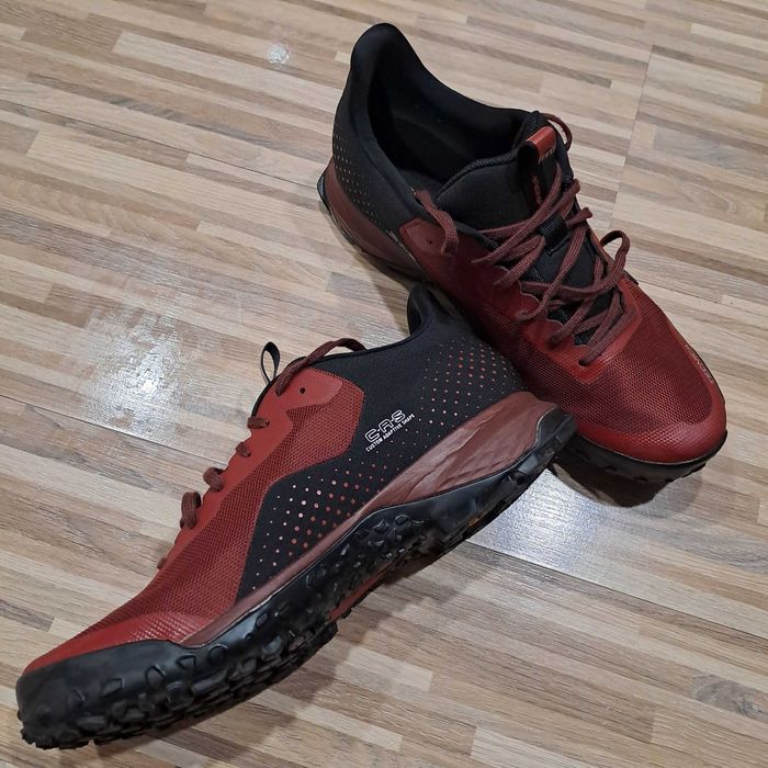 Обувки-маратонки