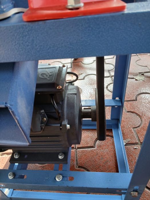 Садовый измельчитель