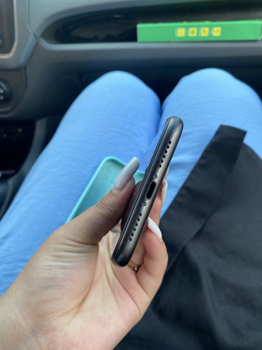 Iphone 11 памят:128гб