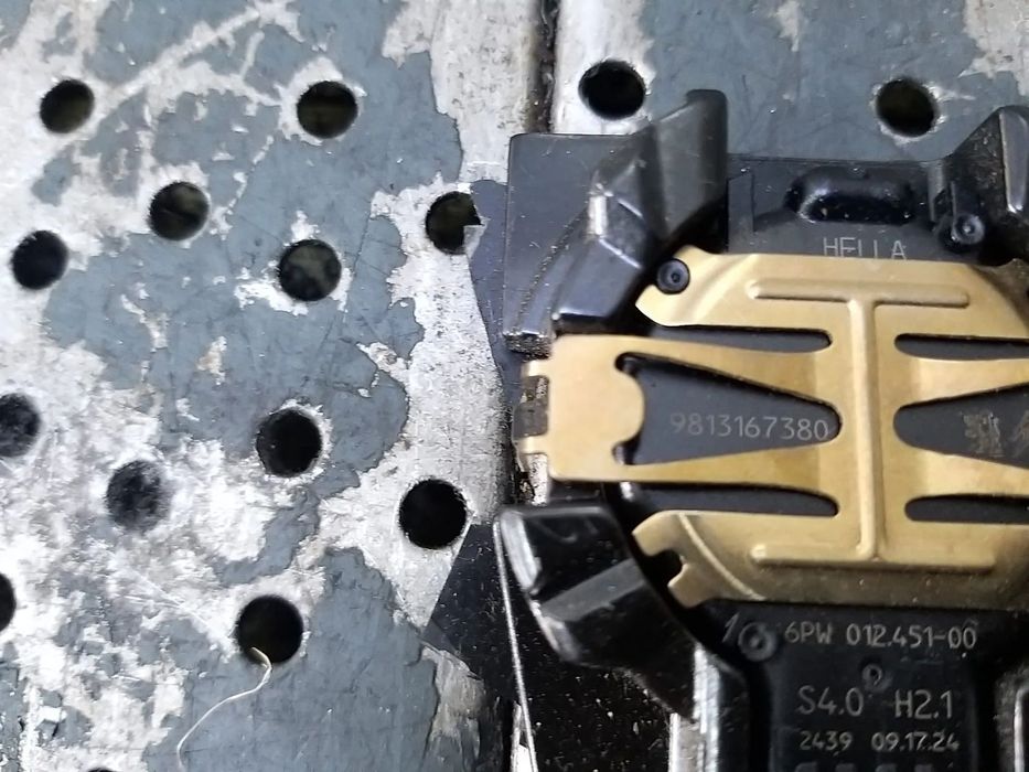 Senzor ploaie parbriz citroen c5 aircross Senzor ploaie parbriz citroen c5 aircross 9813167380