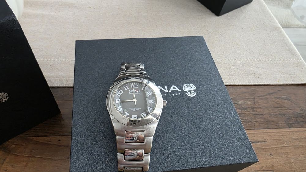 Часовник Certina