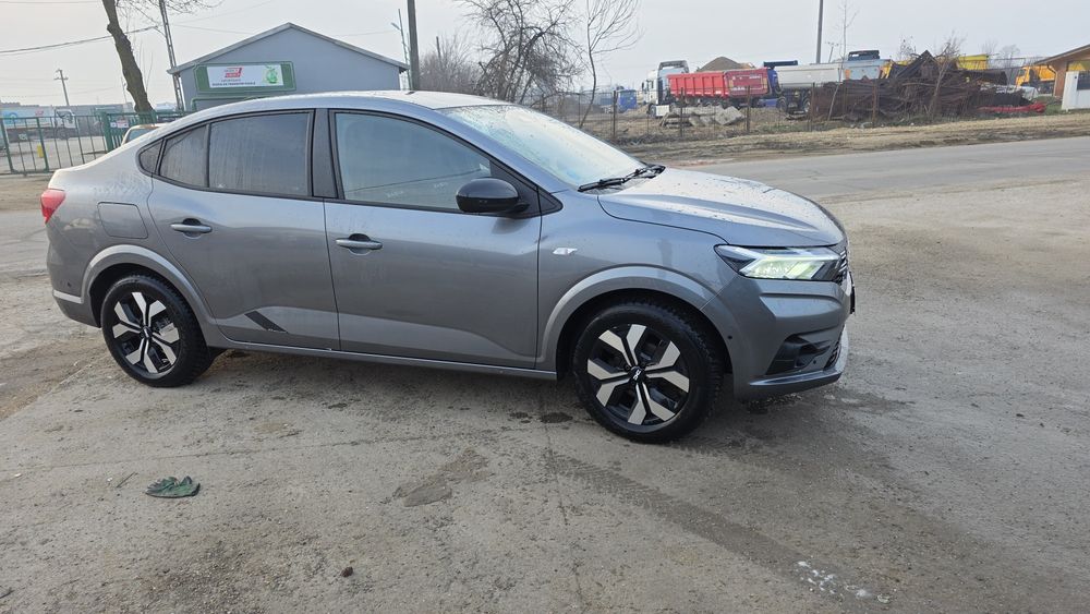 DACIA Logan 2025 — imagine 2