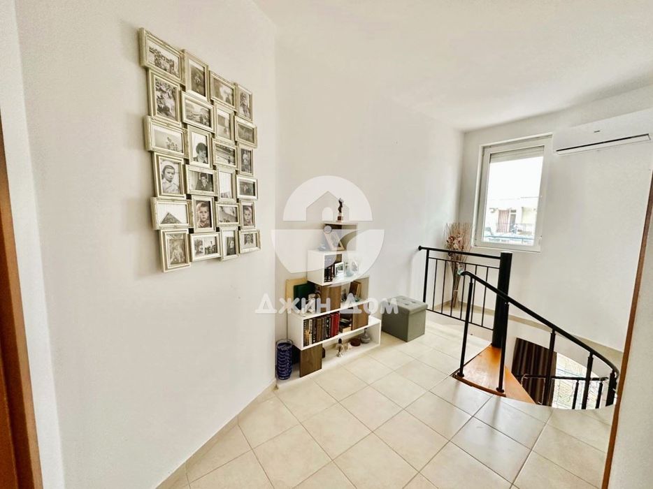 Просторен четиристаен мезонет в к-с Съни Дей 3, к.к. Слънчев бряг