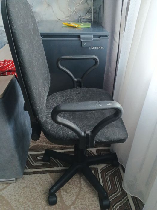 Компьютерное кресло